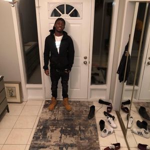 Meet your Posher, Alex